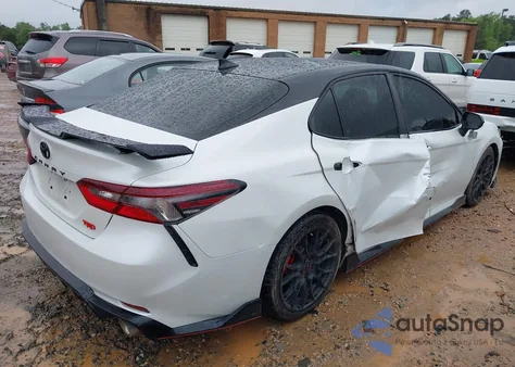 2022 Toyota Camry Trd z USA, uszkodzony, nr VIN 4T1KZ1AK3NU062119